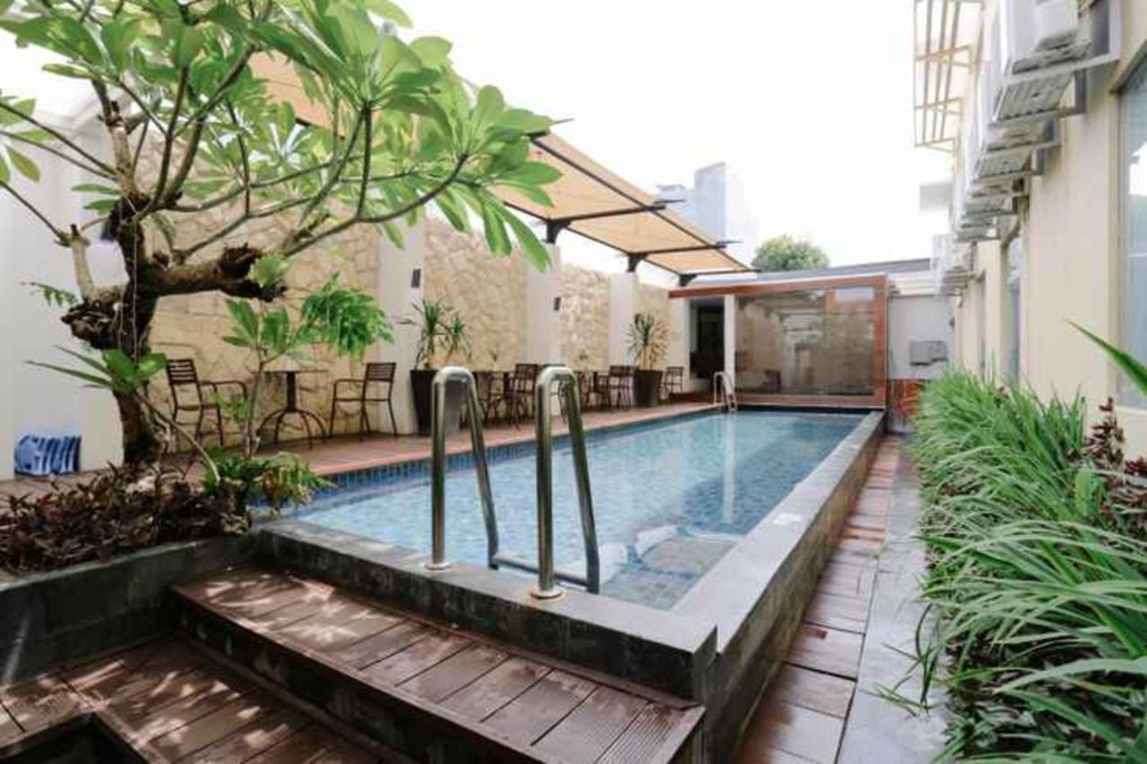 Favor Hotel Makassar City Center By Life Luaran gambar