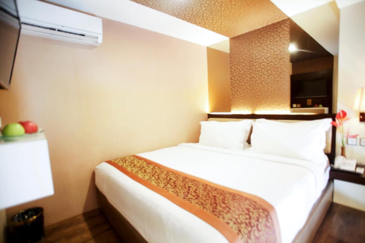 Favor Hotel Makassar City Center By Life Luaran gambar