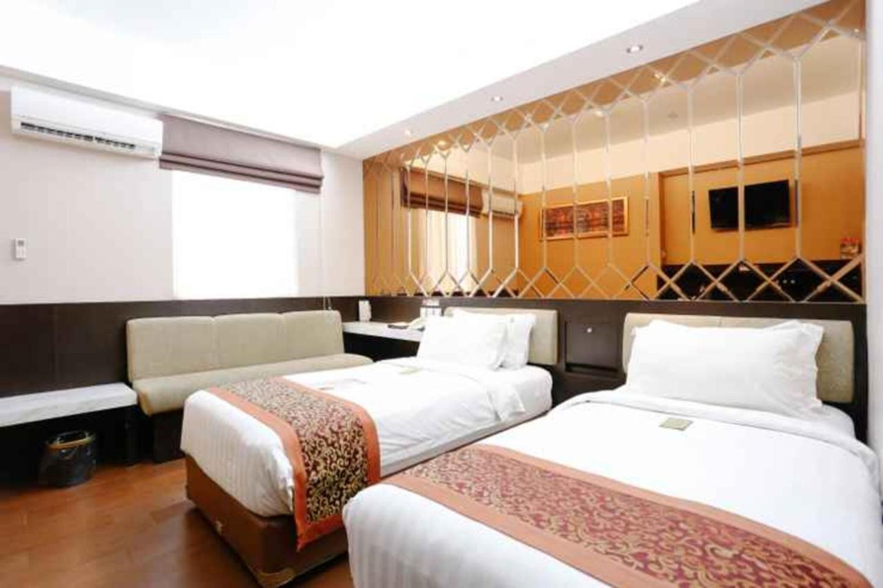 Favor Hotel Makassar City Center By Life Luaran gambar