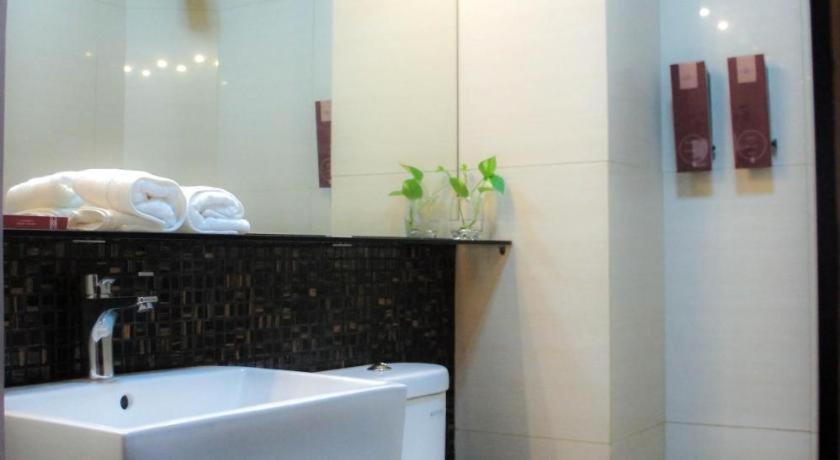 Favor Hotel Makassar City Center By Life Luaran gambar